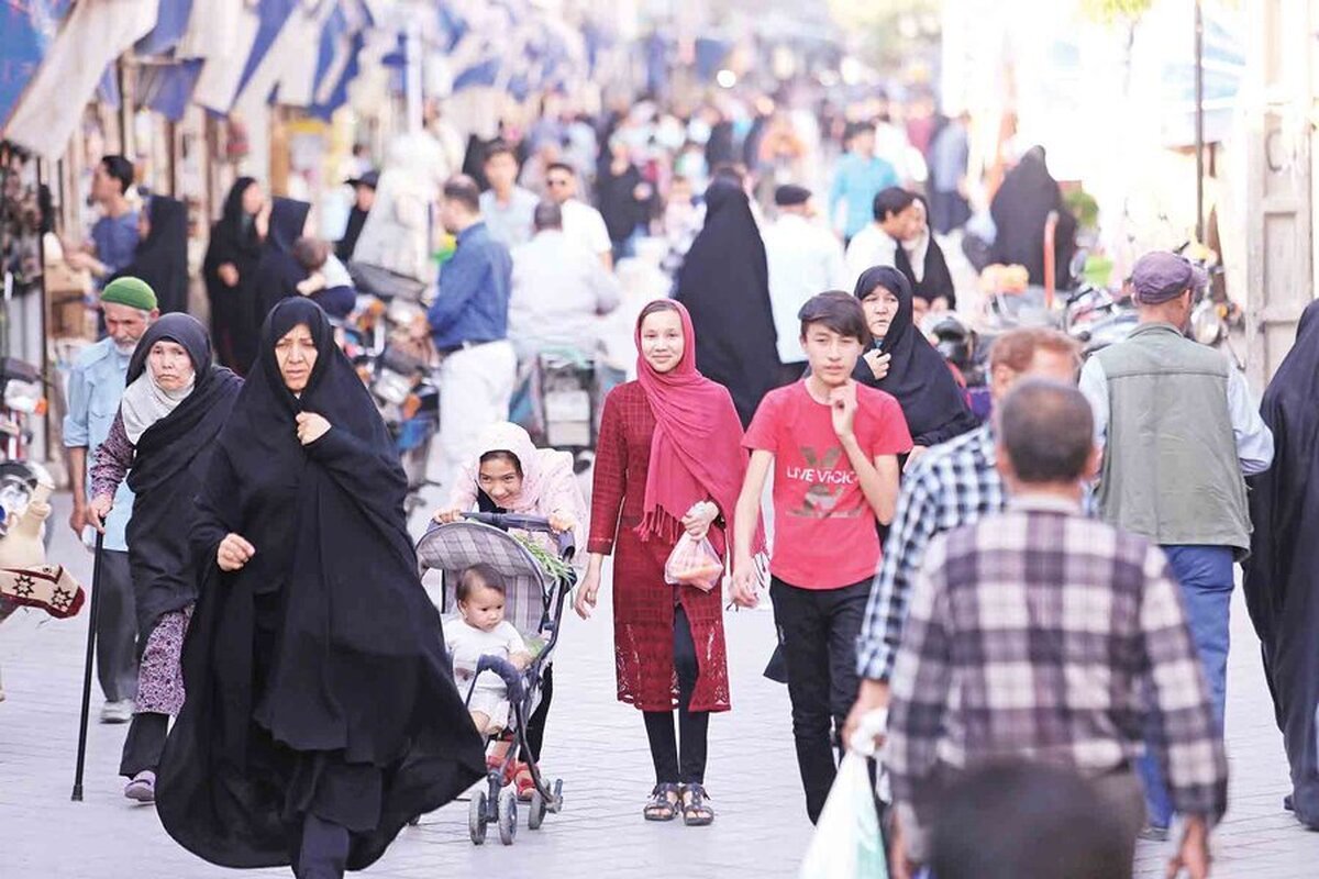 مدیرکل اموراتباع وزارت کشور گفت مهاجرین افغانستانی می‌توانند از سایت کانون کدفراگیر دریافت کنند.