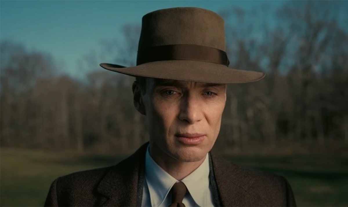 شرکت «یونیورسال پیکچرز» اولین تریلر رسمی فیلم «اپنهایمر» (Oppenheimer) ، جدیدترین فیلم کریستوفر نولان، با بازی کیلین مورفی را منتشر کرد.