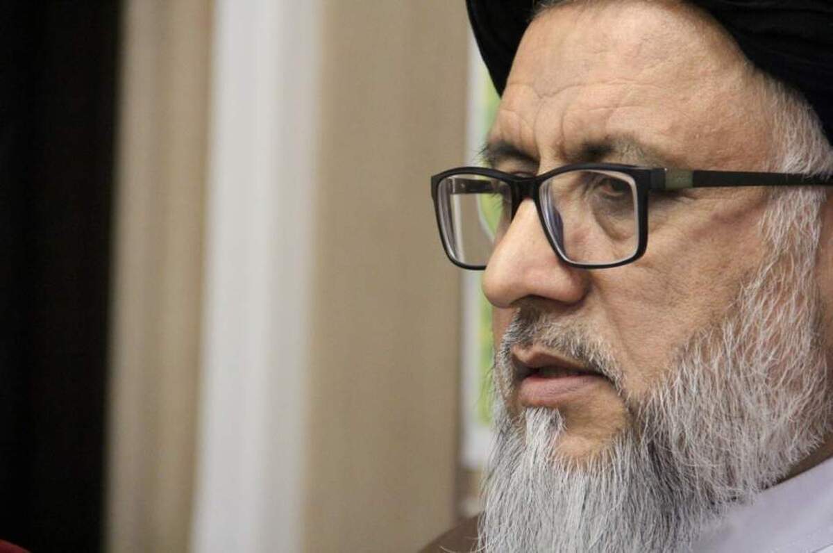 سیدعیسی حسینی مزاری معتقد است که جمهوری اسلامی ایران، این توان را دارد تا در قسمت هماهنگ کردن سایر کشورها؛ به ویژه همسایه‌های افغانستان و منطقه، اخصا چین و روسیه، به طور موثر عمل نموده و زمینه حمایت آنها را از امارت اسلامی فراهم کند.