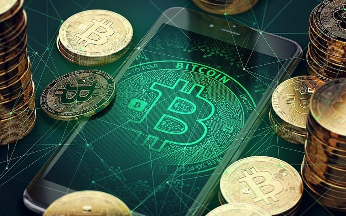 بیت‌کوین در این ماه با خطر کاهش بیشتر به پایین‌ترین حد خود سقوط کرد.