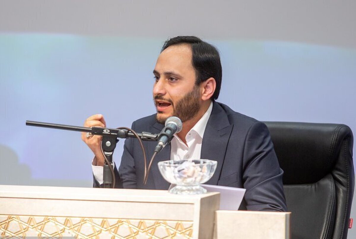 بهادری جهرمی در دانشگاه بوعلی سینا همدان گفت: خواهش می‌کنم همکلاسی‌های خودتان را بی‌شرف خطاب نکنید. بی‌شرف کسی است که به ناتو و آمریکا التماس می‌کند به ایران حمله کند. بی‌شرف کسی است که به صدام لبخند زد و ۱۷ هزار ایرانی را ترور کرد.