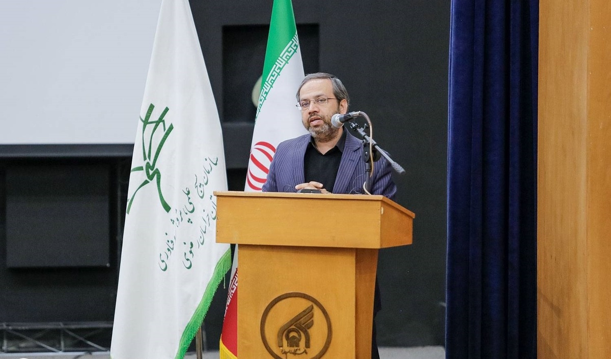 رئیس دانشگاه امام رضا(ع) در همایش «جهادگران علم و فناوری» از راه اندازی مرکز نوآوری هوش مصنوعی تا پایان آذرماه سال جاری در این دانشگاه خبر داد.