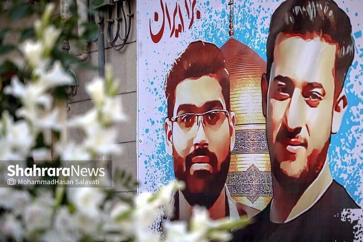 دادستان مرکز خراسان رضوی ضمن بیان اینکه هیچکس اجازه مخدوش کردن امنیت جامعه و تعرض به جان و مال مردم را ندارد، اعلام کرد: کیفرخواست پرونده جنایت خیابان حرعاملی و شهادت ۲ دانشجوی بسیجی صادر و پرونده جهت رسیدگی به دادگاه ارسال شد.