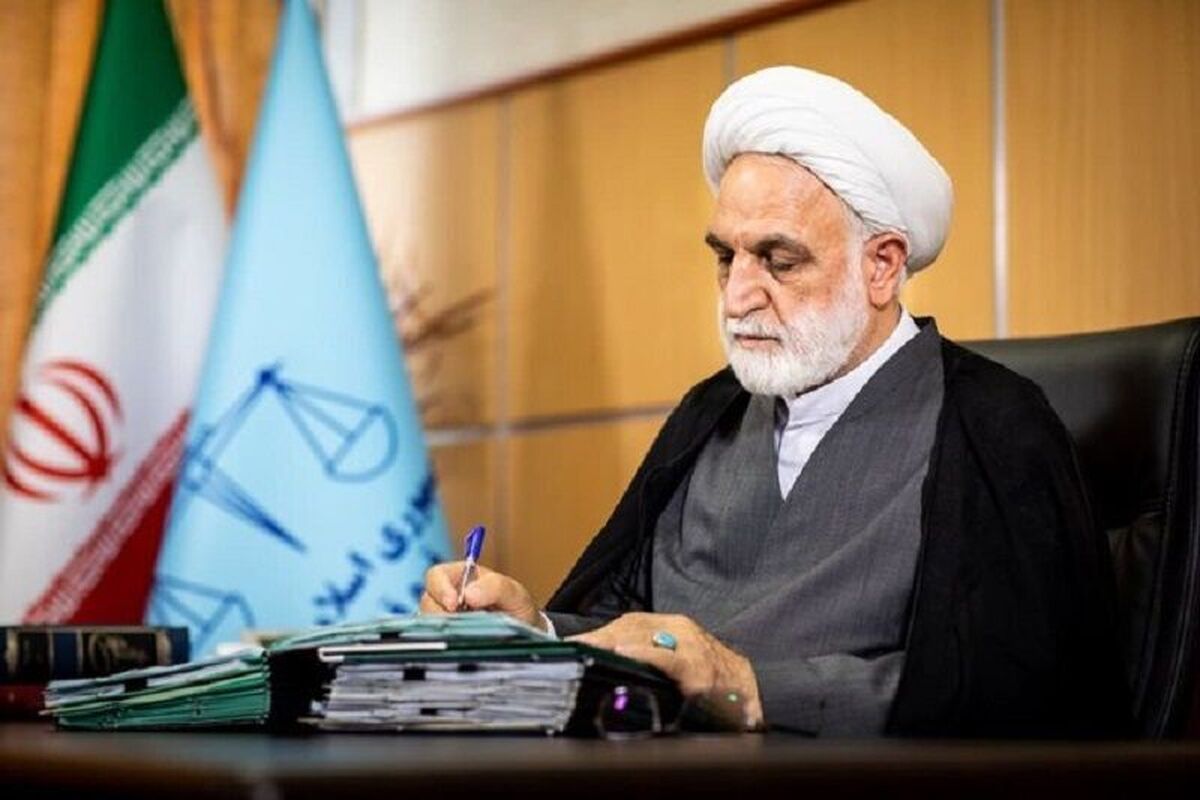 رئیس قوه قضائیه به مراجع ذیربط قضایی برای بهره مندی زندانیان از ارفاقات قانونی و بازگشت آنان به آغوش گرم خانواده دستور ویژه صادر کرد.