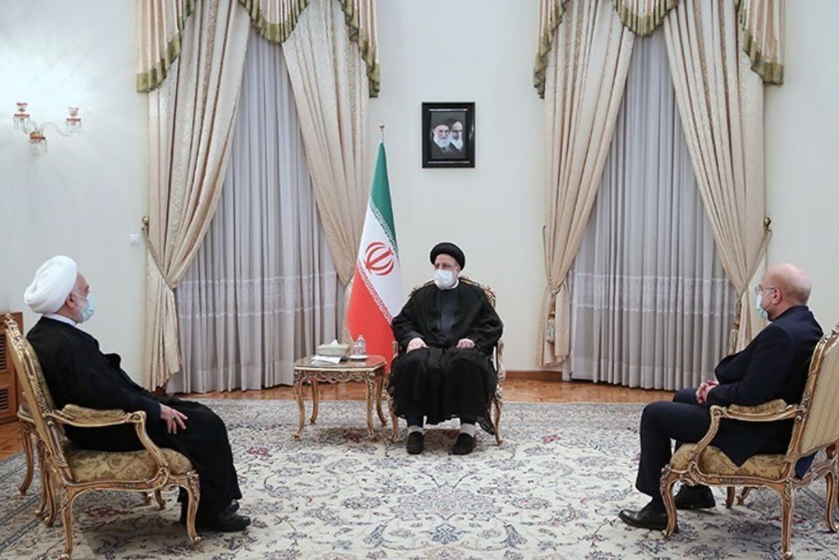 سران سه قوه در جلسه امروز خود بر فعال شدن شورای مولدسازی اموال و دارایی‌های مازاد دستگاه‌ها و سازمان‌ها تاکید کردند.