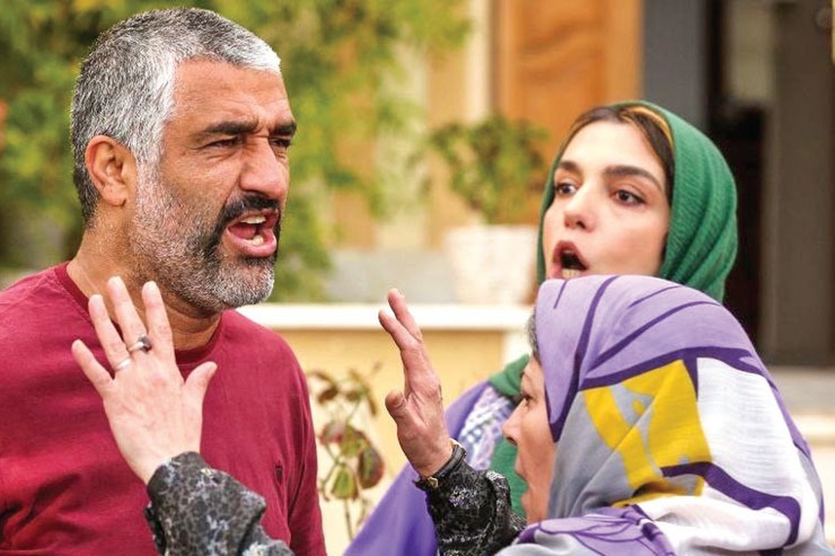 در دوران رکود نمایش، یک سریال کمدی ساده که از الگو‌های تکراری و امتحان پس داده برای خنداندن مخاطب استفاده می‌کند، می‌تواند گزینه مطلوبی برای به دست آوردن دل گروهی از مخاطبان باشد.