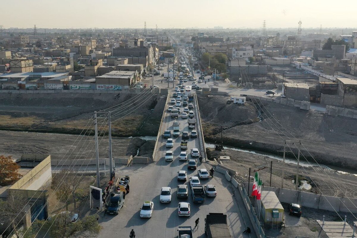 آیین آغاز عملیات اجرایی تعریض پل دهرود برگزار شد.