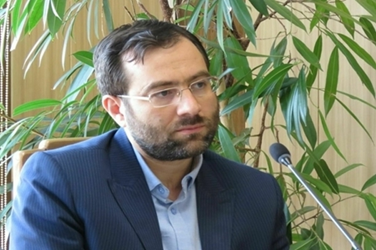معاون وزیر و رییس سازمان غذا و دارو گفت: طبق طرح دارویار، پایه پوشش بیمه بر مبنای دارویی قرار گرفت که ۵۰ درصد از سهم بازار را تامین می‌کند که بر این اساس، پرداختی از جیب بیمار در مورد بیش از ۲۰۰ قلم دارو، بین ۲ تا ۸۶ درصدی کاهش یافت.