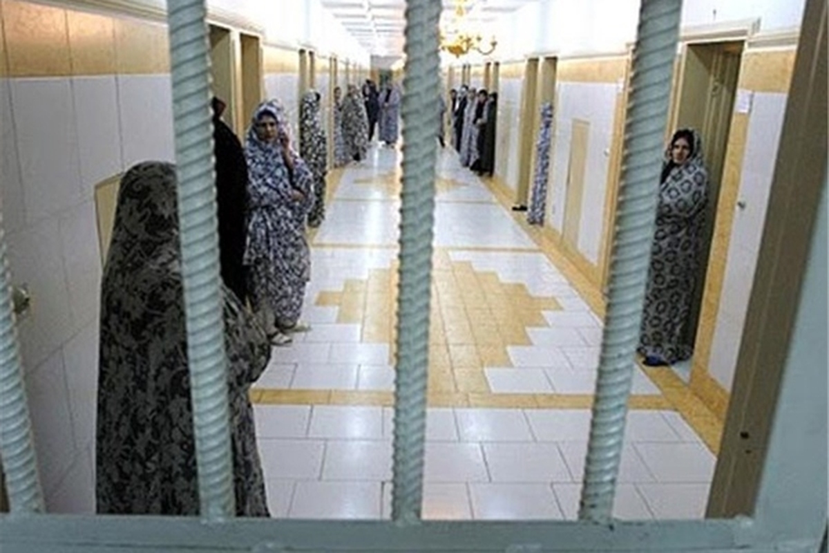 رئیس پلیس آگاهی پایتخت از انهدام باند خشن سه خواهر نیز خبر داد و گفت که درپی وقوع یک فقره سرقت به عنف از یک زن سالخورده در شمال تهران، رسیدگی به موضوع در دستورکار تیمی زبده از کارآگاهان اداره پنجم پلیس آگاهی تهران بزرگ قرارگرفت.