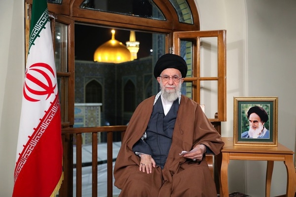 رهبر انقلاب اسلامی در پیامی به‌مناسبت آغاز سال ۱۴۰۲، سال جدید را سال «مهار تورم، رشد تولید» نام‌گذاری کردند.