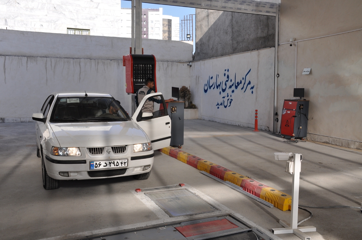 مدیرعامل سازمان حمل و نقل و ترافیک شهرداری مشهد از رشد ۱۹ درصدی مراجعه خودرو‌های سبک به مراکز معاینه فنی در سال گذشته خبر داد.