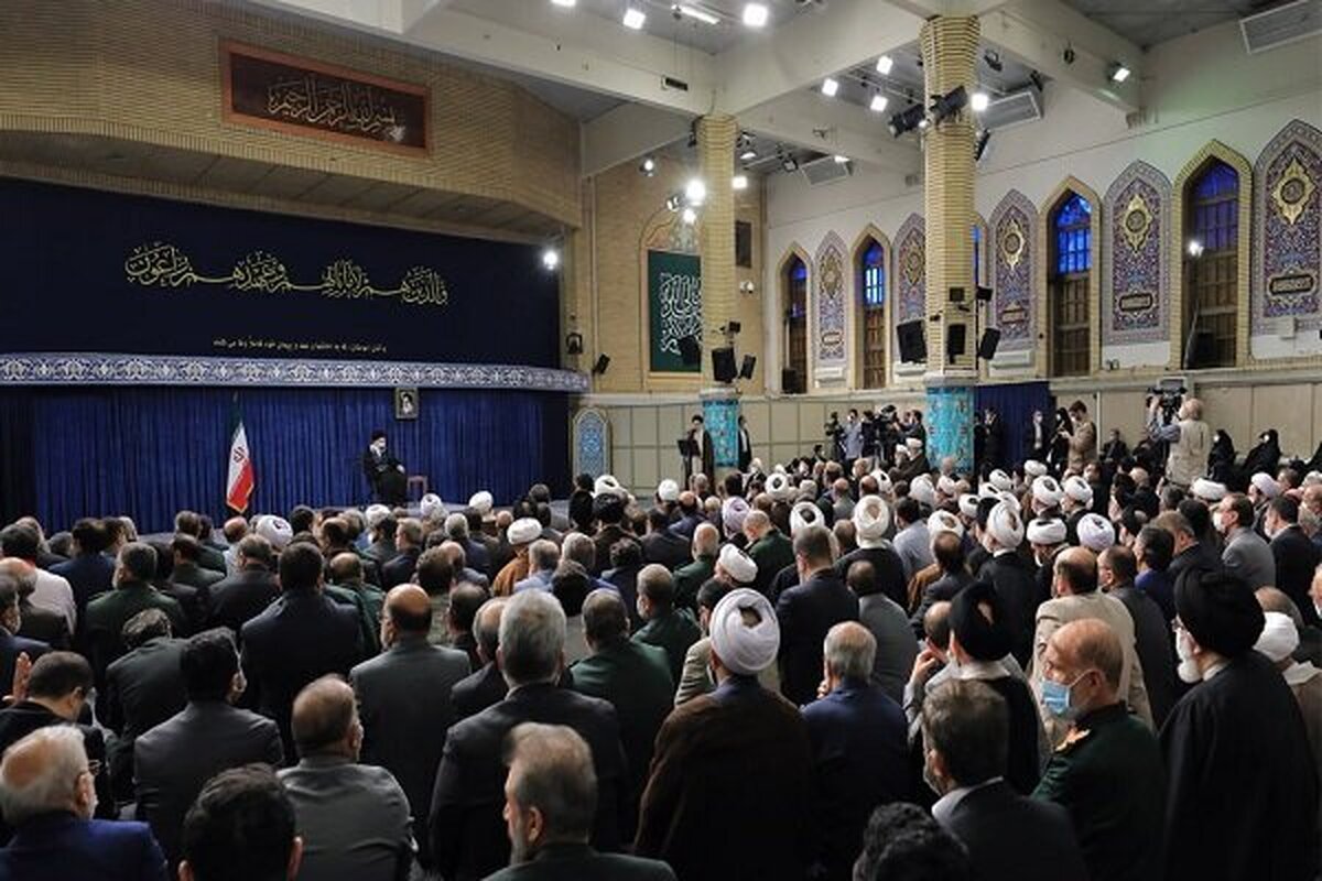 دیدار رمضانی مسئولان نظام با رهبر انقلاب اسلامی عصر امروز (۱۵ فروردین ماه ۱۴۰۲) برگزار شد.
