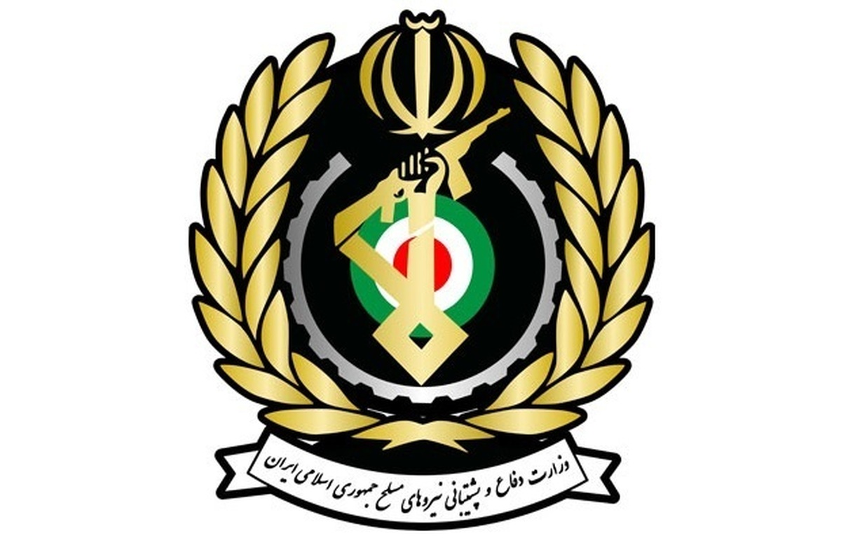 برخی رسانه‌ها در خبری آوردند که شب گذشته یک ریزپرنده قصد نزدیک‌شدن به مجتمع وزارت دفاع در اصفهان را داشت که توسط سامانه‌های دفاعی سرنگون شد.