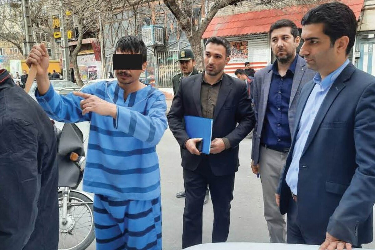 نزاع خونبار مشتریان کبابی با چند برادر در یکی از محلات مشهد، در حالی با یک کشته و ۵ مجروح به پایان رسید.