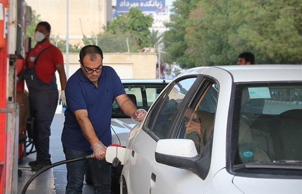 وزیر نفت درباره افزایش قیمت بنزین در سال ۱۴۰۲ توضیحاتی ارائه کرد.