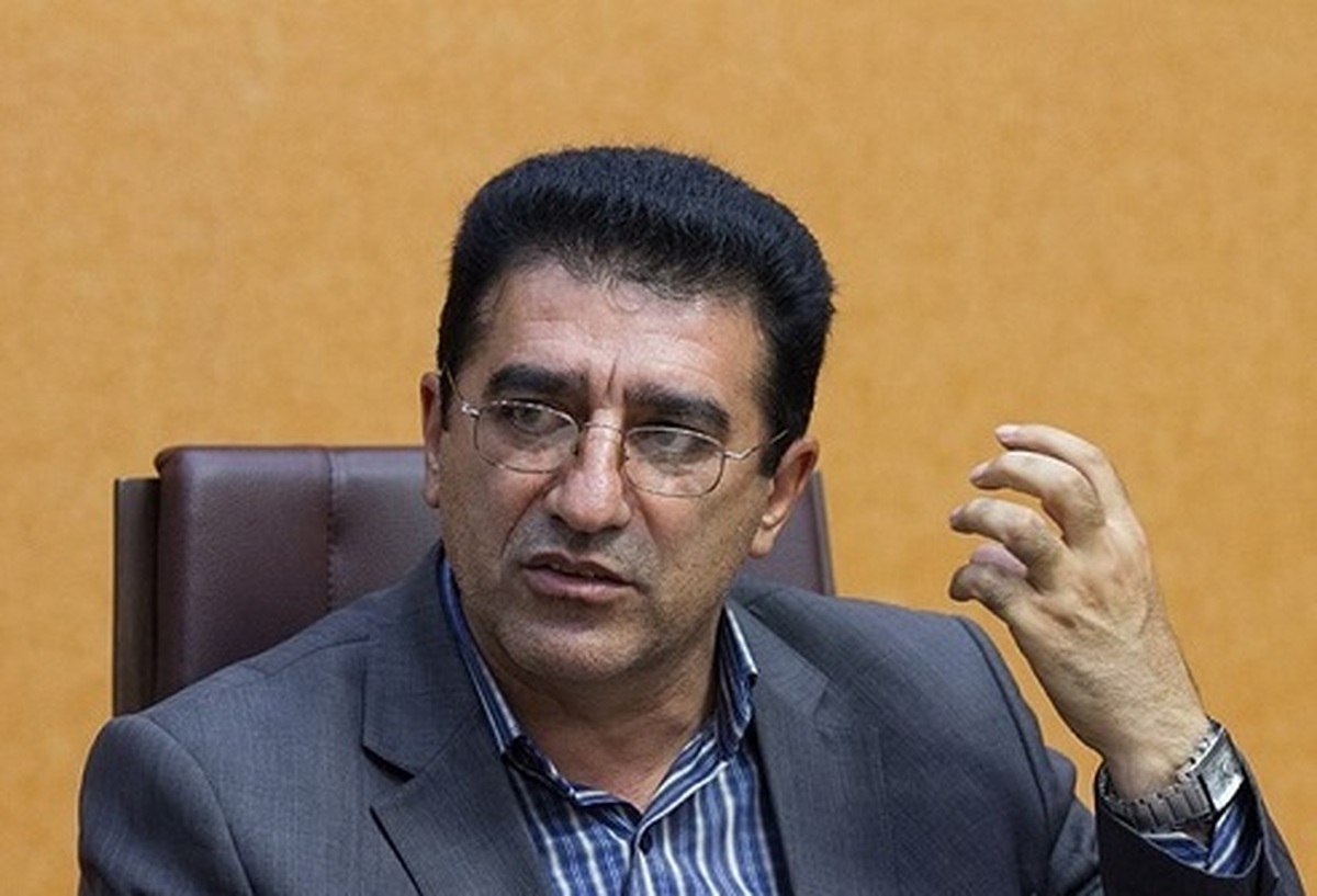 محمد خزاعی رئیس سازمان سینمایی در سال جدید و اولین حکم خود، قادر آشنا را به سمت دبیر «ششمین دوره جایزه پژوهش سال سینمای ایران» منصوب کرد.