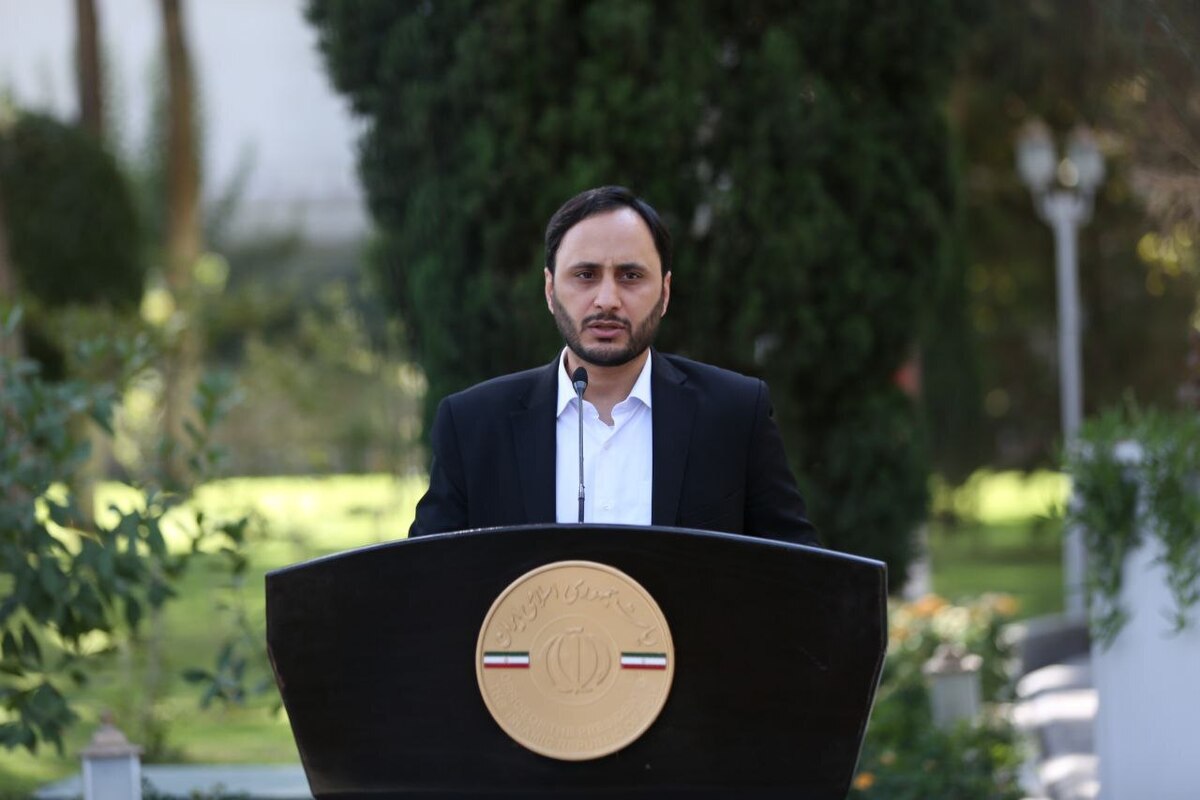 سخنگوی دولت گفت: کمک هزینه ۹۰۰ هزار تومانی مسکن کارگران به تصویب هیئت دولت رسید.