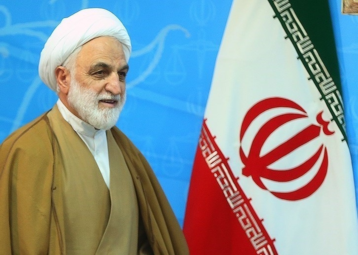 رئیس قوه قضاییه گفت: به منظور تسهیل امور مردم بومی و مراجعان، در جهت ساماندهی زندان‌های مستقر در استان البرز، اقداماتی را ترتیب خواهیم داد؛ برخی از زندان‌های مستقر در این استان باید هرچه زودتر جابجا شوند.