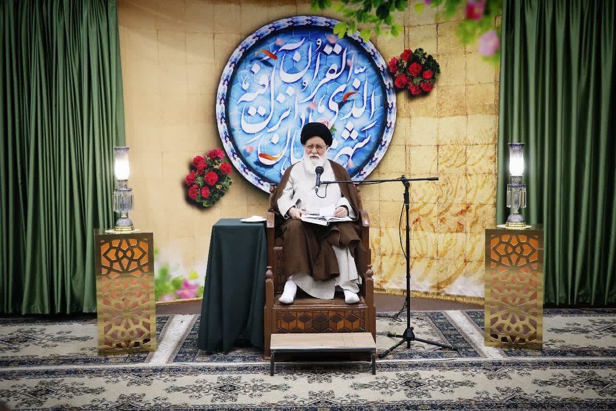 نماینده ولی‌فقیه در استان خراسان رضوی گفت: ما دین سلیقه‌ای نداریم. این‌طور نیست که هرکس برمبنای آن‌چه می‌پسندد، پایبند به دین باشد و جایی که به مذاقش خوش نیاید، دست از دین‌داری بردارد. همان‌طور که نمی‌شود پیش از اذان، نماز را اقامه کرد، در سایر شئون دین هم باید معتقد و ملتزم به اجرای دستورالعملی بود که خداوند عالم تکلیف کرده است.
