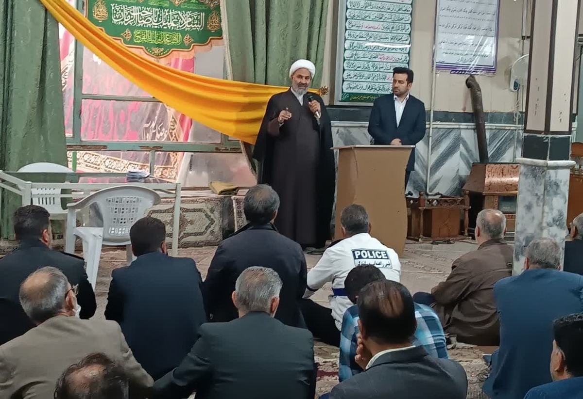 نماینده مردم مشهد در مجلس شورای اسلامی در دیدار با اهالی محله ۲۲ بهمن با اشاره به گلایه پرتکرار مردم در خصوص گره ترافیکی بلوار ۲۲ بهمن گفت: شهرداری و همه نهاد‌هایی که در این عرصه مسئولیت دارند، مکلف شده‌اند که تا پایان شهریور ۱۴۰۲، بلوار ۲۲ بهمن را تعریض کنند. این یک ضرب‌الاجل ۱۶۵ روزه است که با پیگیری و هم‌افزایی سازمان‌ها به اجرا خواهد رسید.