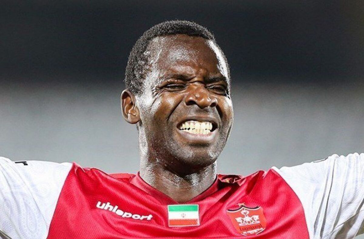 مهاجم همیشه مصدوم پرسپولیس باز هم غایب بود.