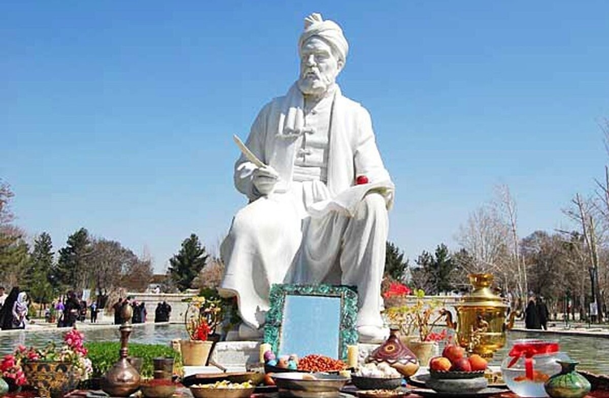 امروز، ۱۹ فروردین، ساعت ۱۶:۰۰ برنامه «پارسی گویان» در رادیو ایران به بررسی نوروز در شاهنامه حکیم فردوسی می‌پردازد.