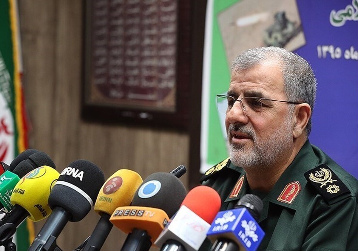 فرمانده نیروی زمینی سپاه پاسداران تأکید کرد: دشمنان در پاییز ۱۴۰۱ با پیچیده‌ترین نقشه‌ها و توطئه‌ها وارد میدان شدند، اما فرماندهان و رزمندگان جان بر کف نیروی زمینی سپاه با ازخودگذشتگی، طومار فتنه‌گران و حامیان آنان را در هم پیچیدند.