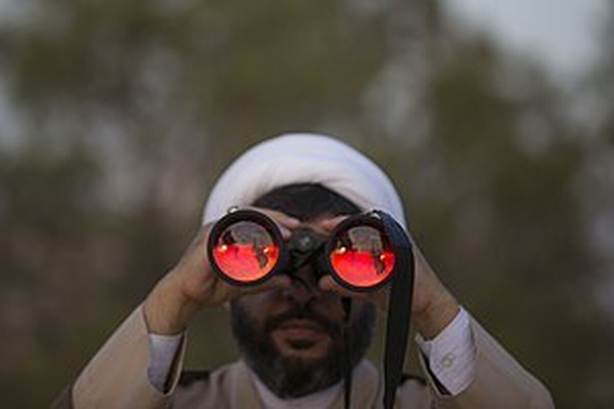 دفتر آیت الله ‌لعظمی سیستانی روز پنج شنبه را اول ماه مبارک رمضان (۱۴۴۴ هجری قمری / ۱۴۰۲ شمسی) اعلام کرد.