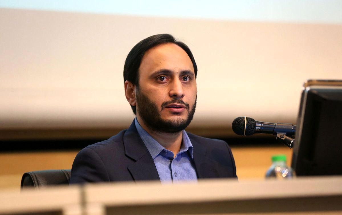 سخنگوی دولت در توئیتی تصریح کرد که دولت به‌ منظور استفاده بهتر از ظرفیت مدیران، تحولات و جابه‌جایی‌های مدیریتی را در دستور کار دارد.