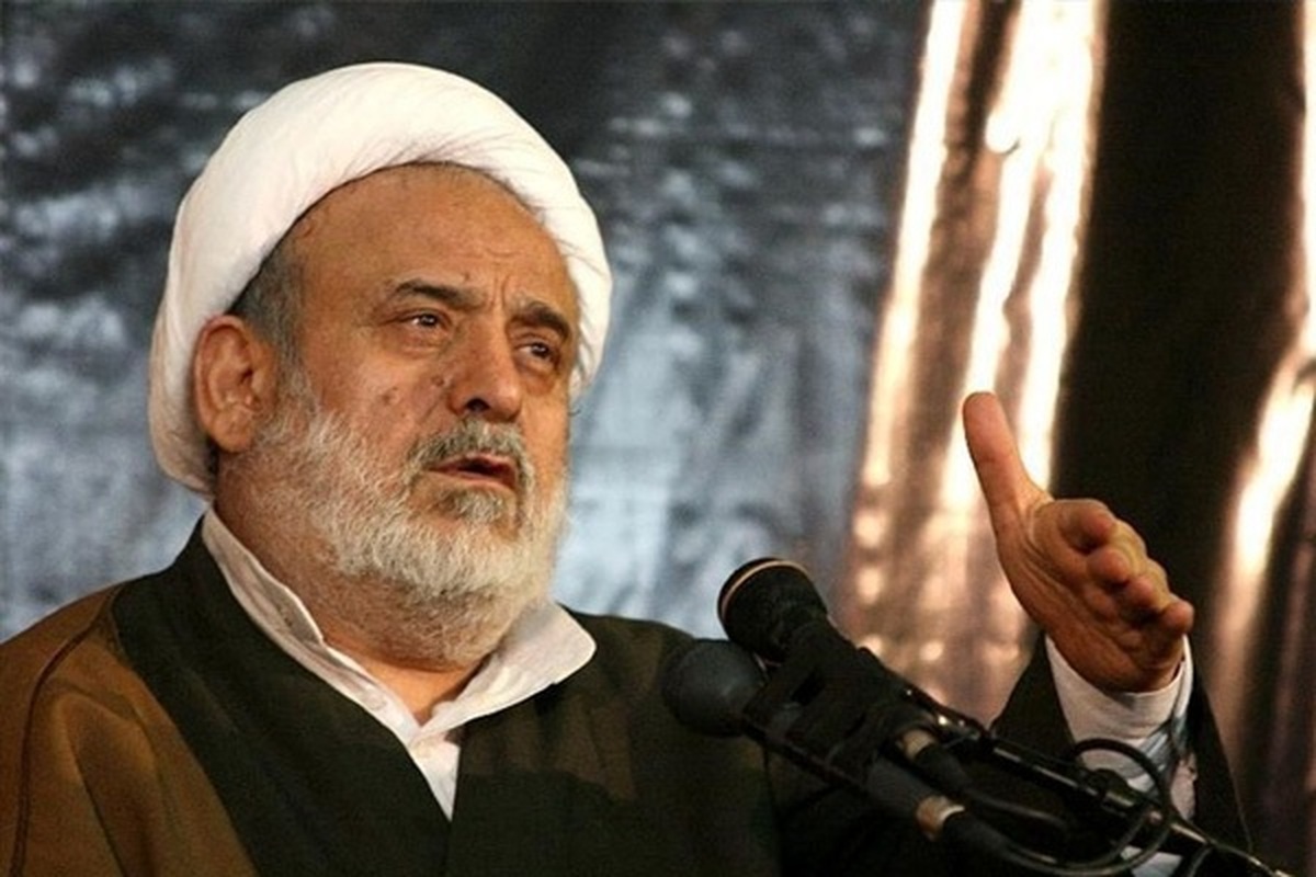 شیخ حسین انصاریان در نوزدهمین شب از ماه رمضان و همزمان با مراسم شب قدر در حسینیه همدانی ها، خطاب به جوانان و دختران بی حجاب سخنانی را مطرح کرد.