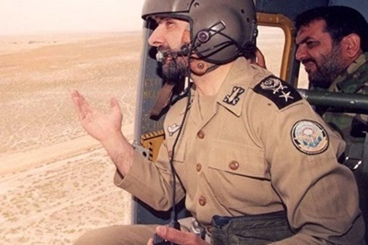 فرزند شهید صیاد شیرازی در خصوص لحظه شهادت پدرش گفت: شخصی مقابل چمشانم با لباس رفتگری به پدرم نزدیک شد و نامه‌ای به او داد حین خواندن نامه، چندین تیر به سر پدرم شلیک کرد.