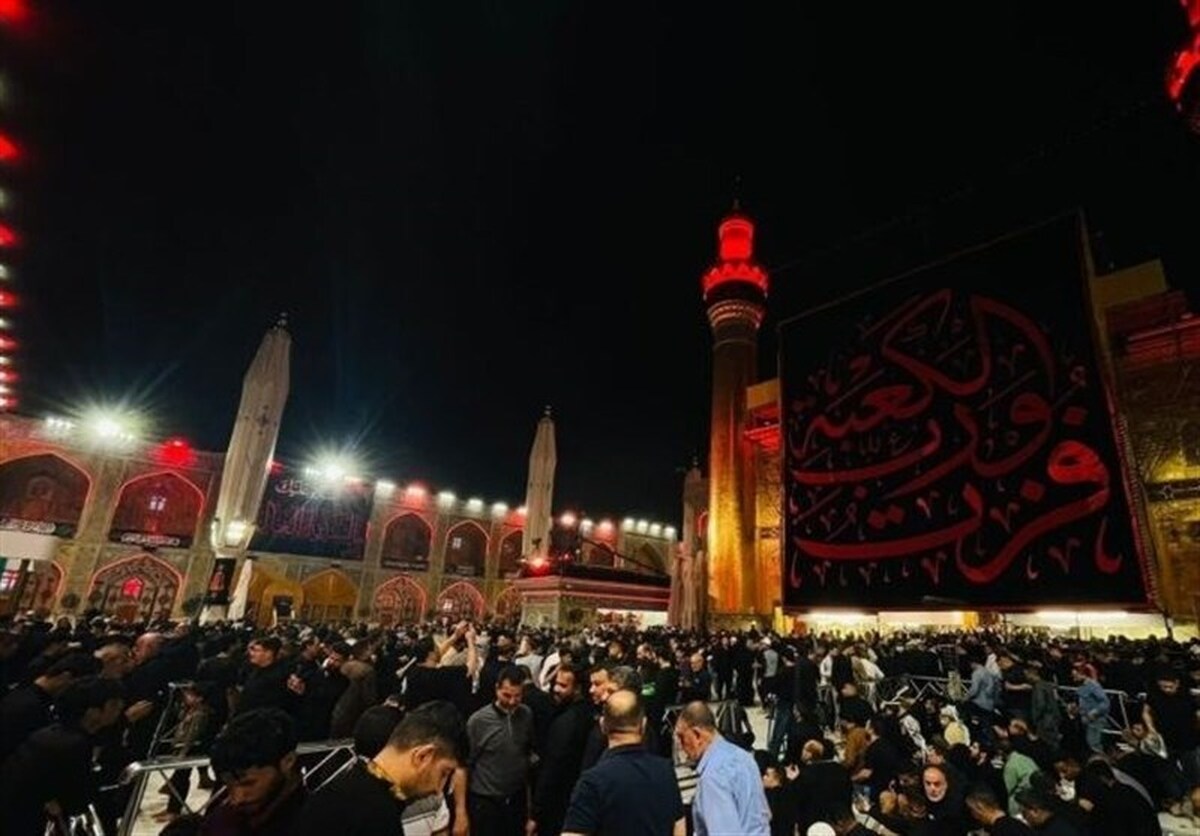 در مراسم سالروز شهادت امام علی(ع) در نجف دو میلیون زائر در نجف حضور یافتند.