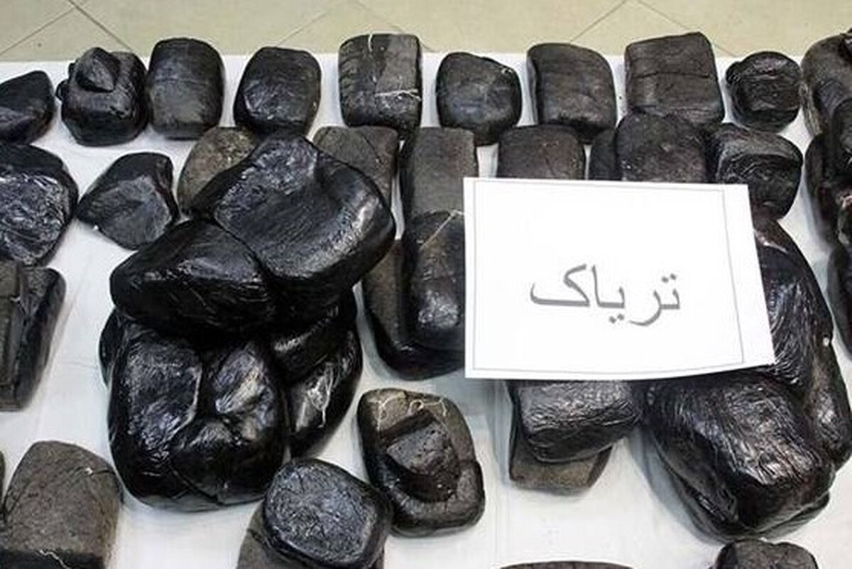 فرمانده انتظامی استان قم از کشف ۱۸۰ کیلوگرم تریاک در پوشش بار هندوانه طی عملیات مشترک پلیس مبارزه با مواد مخدر استان‌های «قم و یزد» خبر داد.