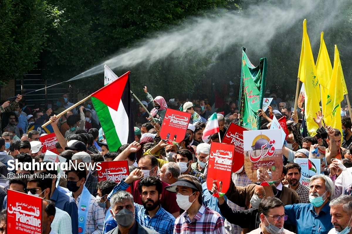 معاون محیط زیست و خدمات شهری شهرداری مشهد، از آماده باش ۶۰۰ نفر از نیرو‌های خدمات شهری شامل پاکبانان، آتش نشانان، نیرو‌های انضباط شهری و کارشناسان ناظر برای برگزاری باشکوه راهپیمایی روز قدس در مسیر این راهپیمایی خبر داد.