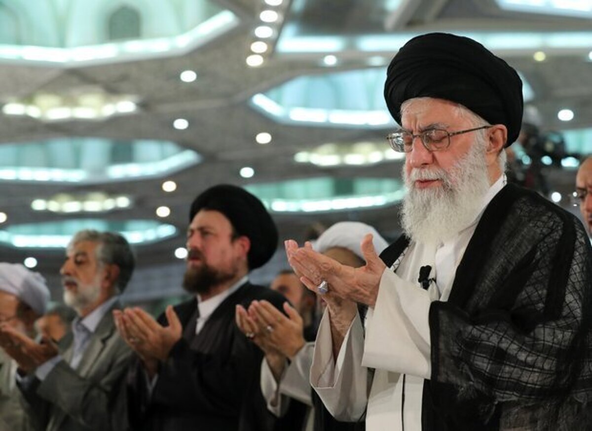 نماز عید سعید فطر امسال در مصلای بزرگ امام خمینی (ره) و به امامت رهبر معظم انقلاب برگزار خواهد شد.