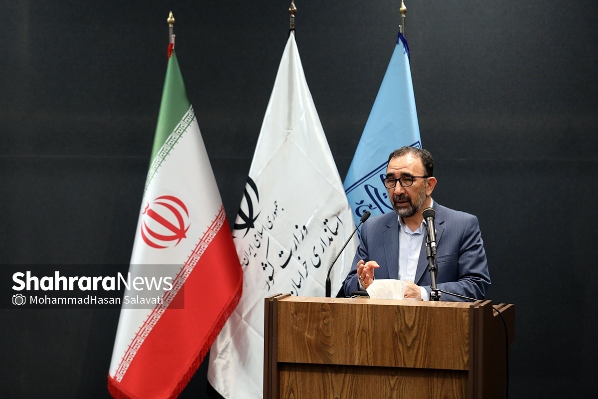 یعقوبعلی نظری در همایش تجلیل از خادمان قرارگاه عملیاتی خدمات سفر مشهد گفت: در سایه تعامل با دولت سیزدهم، شرایطی ایجاد شده که در چشم‌انداز آینده، همه ظرفیت‌ها در خدمت رونق حوزه زیارت قرار بگیرد. در این باره، همت مسئولان پای‌کار است و علاوه بر این، کمک‌های قابل‌توجهی هم از جانب دولت به مشهد گسیل خواهد شد.