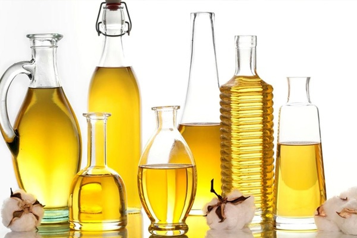 یکی از چالش‌برانگیزترین مباحث مواد غذایی موضوع روغن است و این پرسش برای همه مطرح است که کدام روغن برای مصرف بهتر است؟ البته این امر نه تنها در ایران بلکه در بسیاری از کشورهای پیشرفته نیز هنوز مورد بحث است.