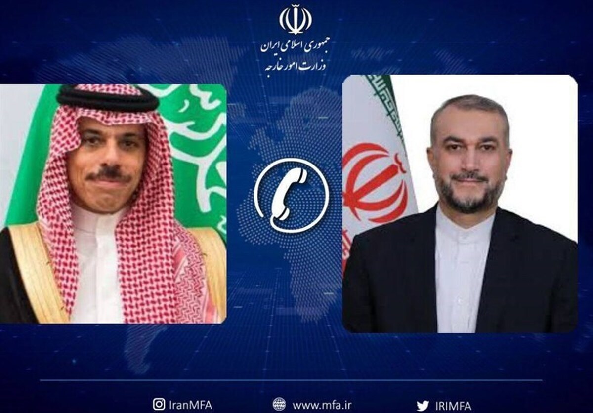 وزیر خارجه عربستان سعودی در یک گفت‌وگوی تلفنی، ماه مبارک رمضان را به وزیر خارجه ایران تبریک گفت.