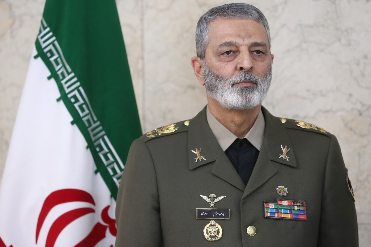 فرمانده کل ارتش گفت: امروز بهترین سطح هماهنگی‌های میدانی بین همه رده‌های ارتش و سپاه در عرصه عملیات و طرح‌ها وجود دارد.