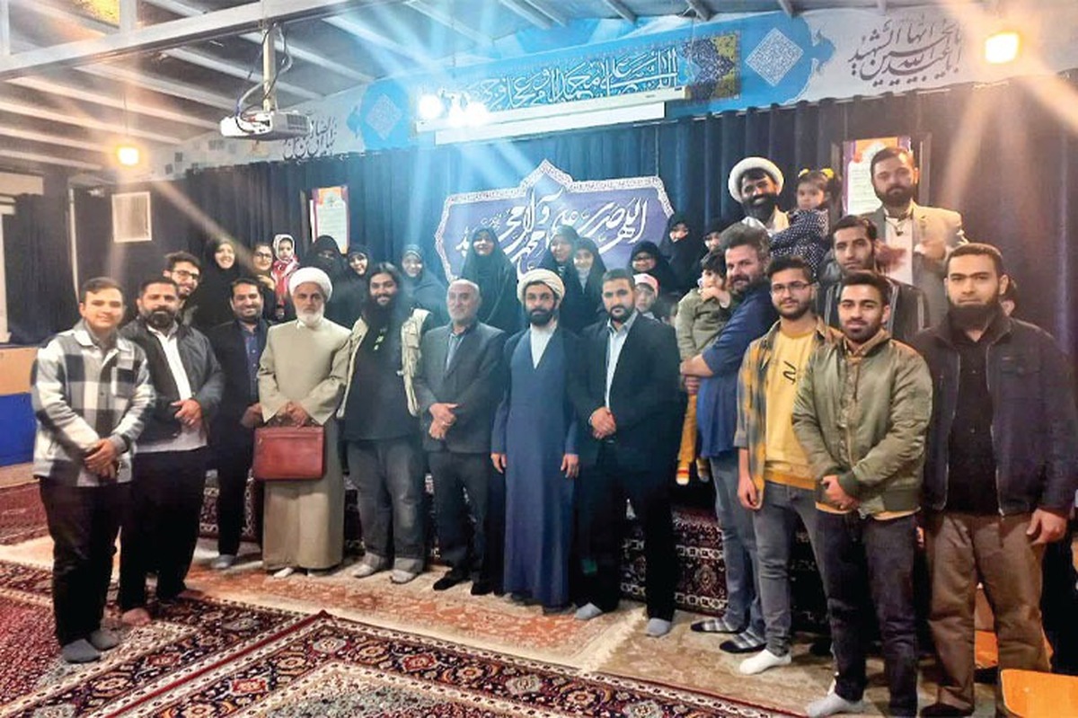 دورهمی فعالان فضای مجازی مشهدی کمک کرده است در موضوع‌های گوناگون با هم، هم مسیر شوند.