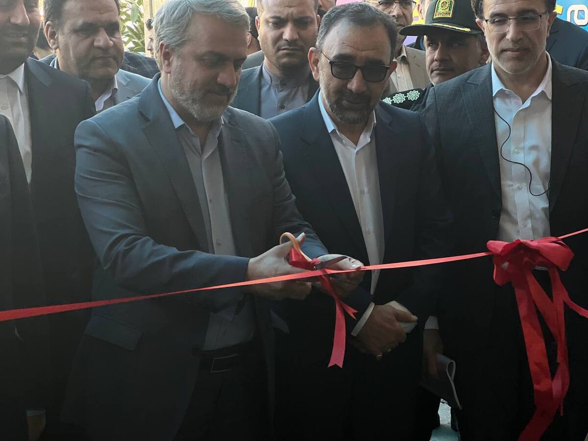 طرح‌ توسعه‌ کارخانه شیشه فلوت کاویان با حضور وزیر صمت، استاندار خراسان رضوی و جمعی از مدیران استانی و شهرستان فریمان به بهره‌برداری رسید. 