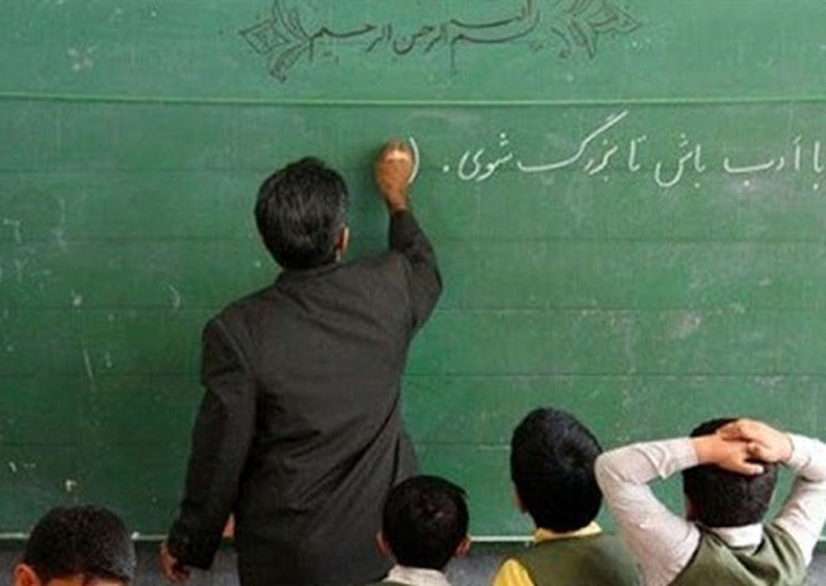 رئیس مرکز اطلاع رسانی و روابط عمومی وزارت آموزش و پرورش از ادامه جلسات با مسئولان سازمان برنامه و بودجه و معاون اول رئیس جمهور برای پرداخت معوقات فرهنگیان خبر داد.