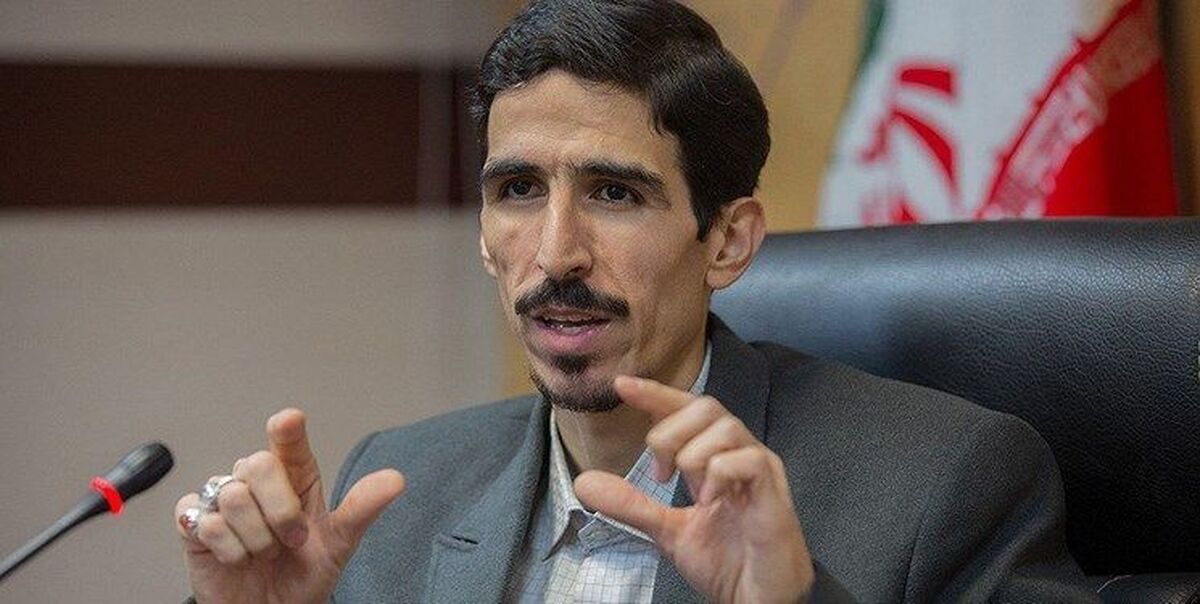 نماینده مردم تهران در مجلس شورای اسلامی از فعال شدن سامانه شفافیت آرای نمایندگان به صورت آزمایشی در سایت پارلیران خبر داد.