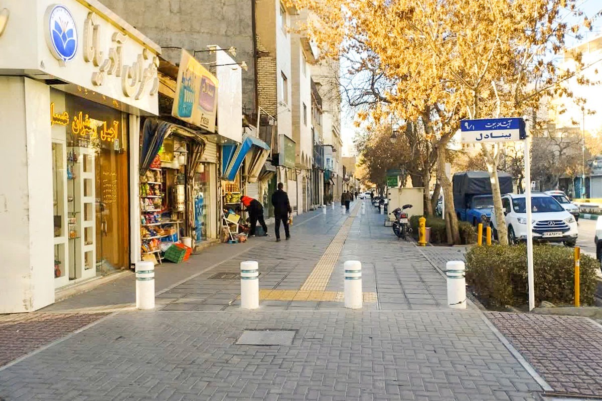 کوچه بهجت ۱/۹ عمر زیادی ندارد، اما بر روی باغی پدید آمده که ۵ قرن قدمت داشته است.