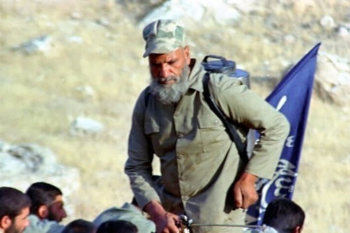 یادی از ذبیح ا... بخشی زاده، معروف به حاجی بخشی که از رزمندگان تأثیرگذار در هشت سال دفاع مقدس بود.
