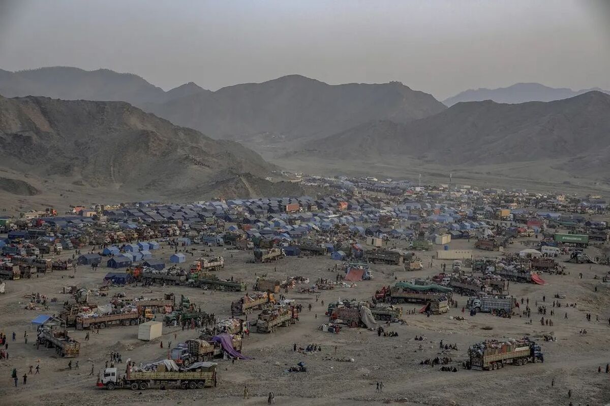 وزارت کشور پاکستان از اخراج بیش از ۵۰۰ هزار مهاجر افغانستانی خبرداد