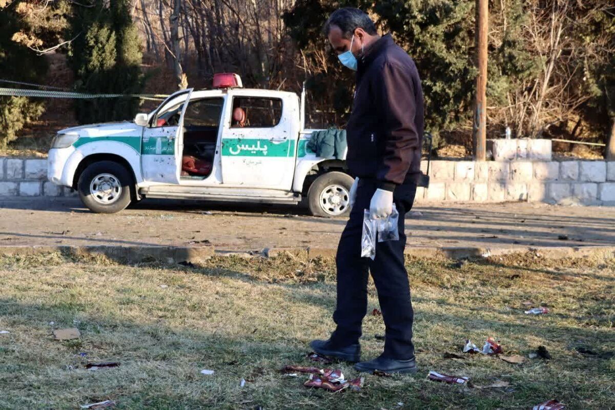 یک منبع آگاه اعلام کرد: بررسی شواهد و قرائن از جمله فیلم دوربین‌های مداربسته، با قطعیت می‌توان گفت که یکی از انفجار‌های تروریستی روز گذشته در نتیجه اقدام عامل انتحاری و دیگری هم بوده است.