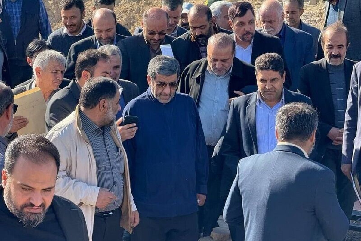 وزیر میراث فرهنگی، صنایع‌دستی و گردشگری گفت: گناباد با توجه به ظرفیت‌های غنی خود به عنوان یکی از مناطق دارای اولویت برای سرمایه گذاری در بخش گردشگری مطرح است.