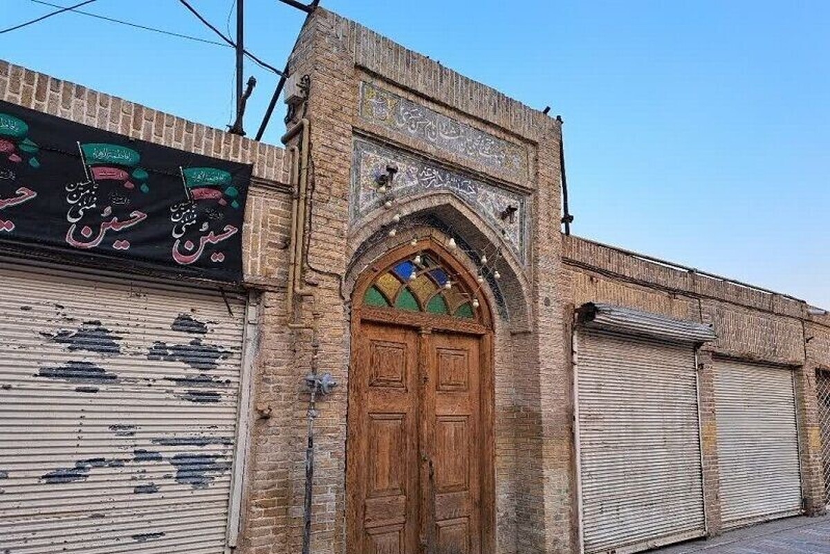رییس اداره ثبت و حریم آثار تاریخی اداره کل میراث‌ فرهنگی، گردشگری و صنایع‌ دستی خراسان رضوی گفت: تکیه(حسینیه) داروغه مشهد به شماره ۳۳۹۷۱ در فهرست آثار ملی کشور به ثبت رسید.