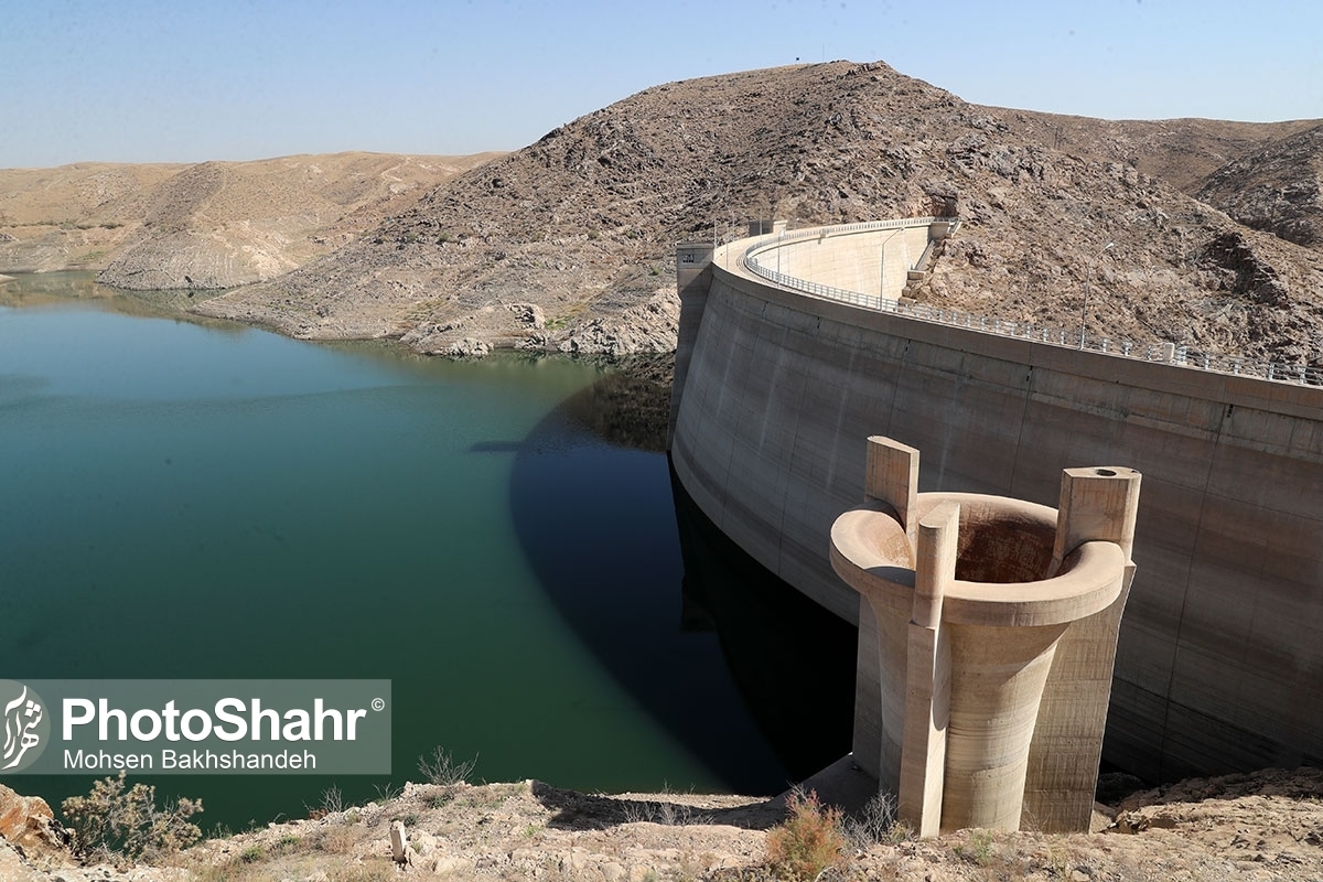 سخنگوی صنعت آب گفت: شهر تهران، مشهد و سیستان جزو برنامه‌های اضطراری وزارت نیرو قرار گرفتند و برای عبور از شرایط خشکسالی لازم است که اقداماتی صورت گیرد.
